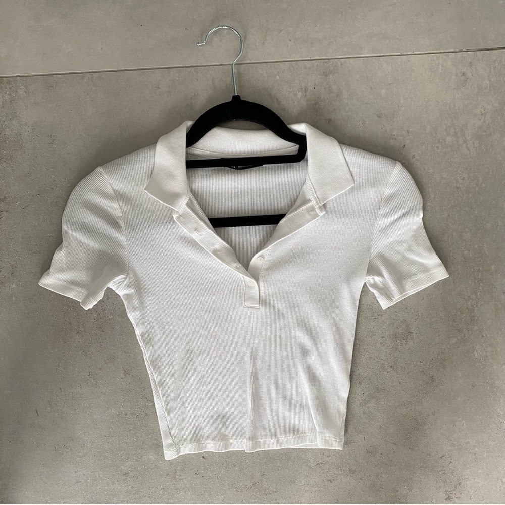 CLEAROUT: Zara cropped polo